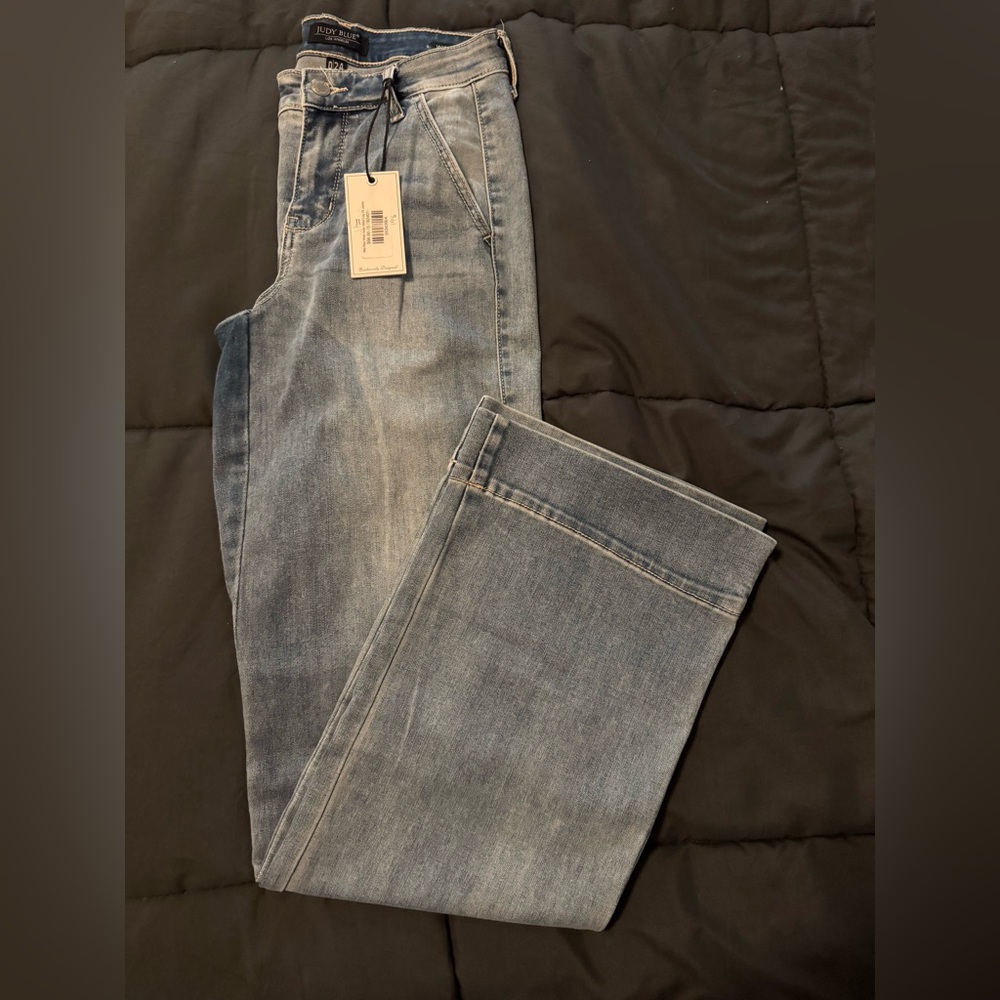 NWT Judy Blue Women's Mid-Rise Wide Leg Jeans - Classic Blue
